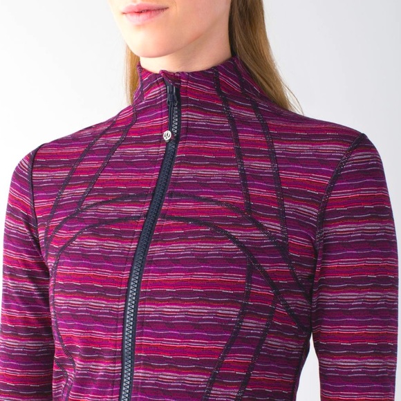 SOLD 🔥 Lululemon Athletica - Define Jacket - Picture 5 of 9